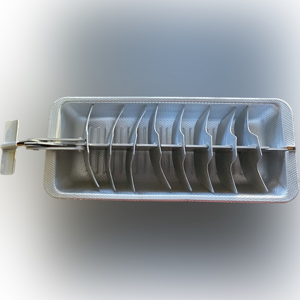 Vintage Aluminum Ice Cube Maker., All Metal, one-piece Tray design 1950s